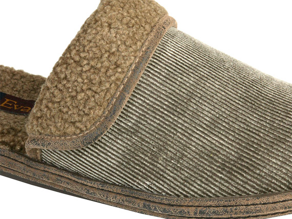 lb-evans-slippers-giveaway-2