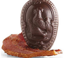 Bacon-and-Eggs-Chocolate-Easter-Egg