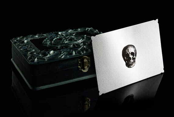 DL Company Correspondence Box With Skull Stationary