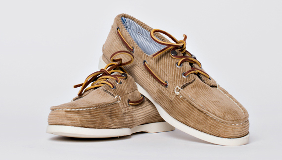 corduroy-deck-shoes