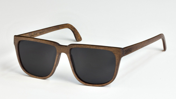 capital-wooden-sunglasses