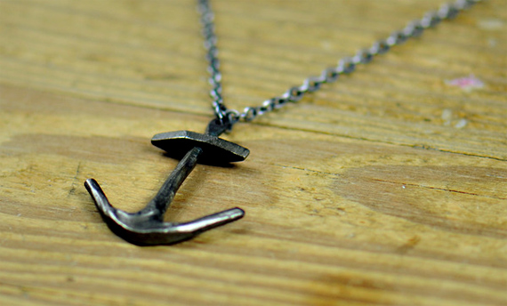 anchor-necklace