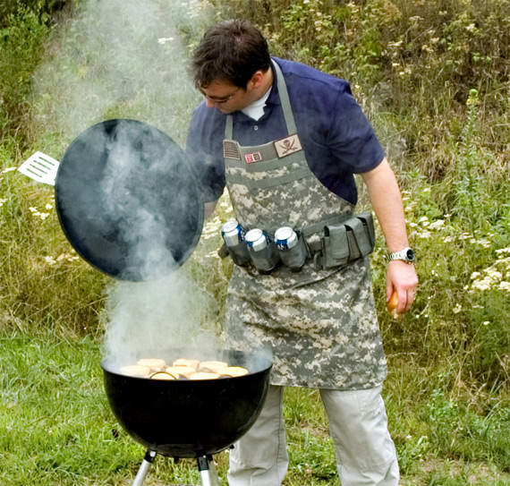 tactical-grill-apron