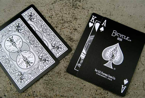 Bicycle-Black-Tiger-Playing-Cards