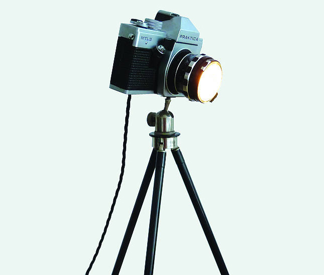 Vintage-Camera-Lamp-2