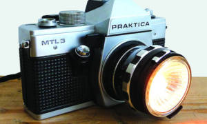 Vintage-Camera-Lamp