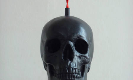 Skull-Pendant-Light-1
