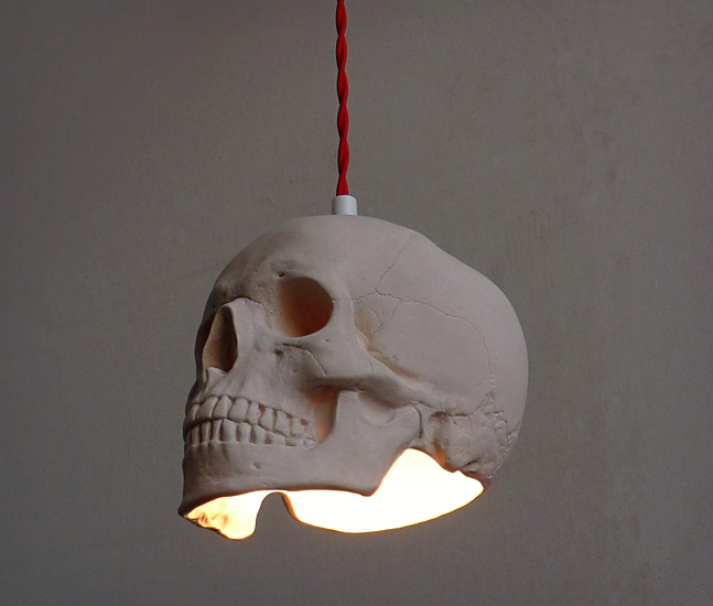 Skull-Pendant-Light-3