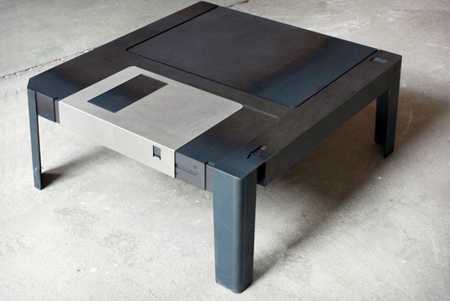 Floppy-Disk-Table-1