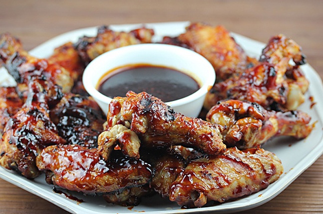Grilled-Honey-BBQ-Chicken-Wings-Recipe