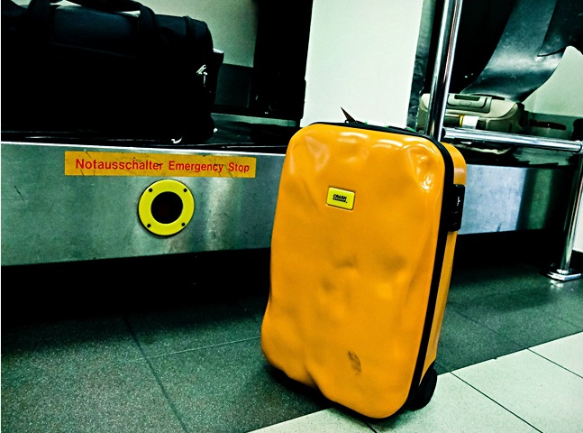 Crash-Baggage-2