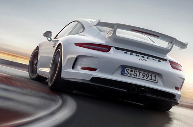 2014-Porsche-911-GT3-3