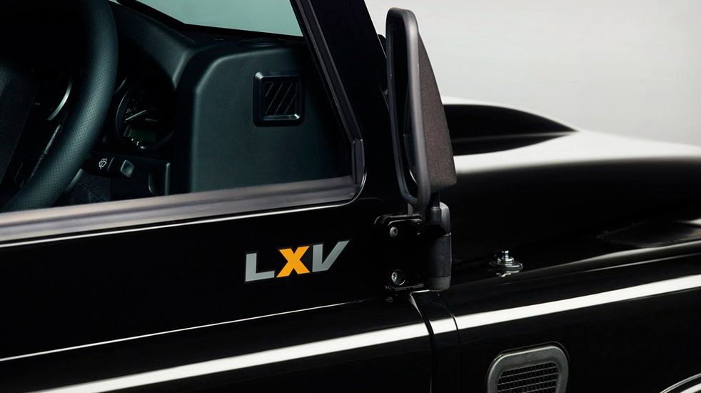 Land-Rover-Defender-LXV-Special-Edition-4