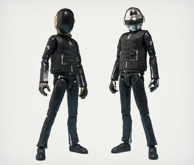 Daft-Punk-Action-Figures-2