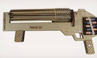 Rubber-Band-Machine-Gun-1