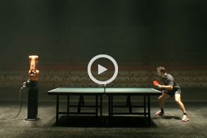 timo-boll-vs-robot-2