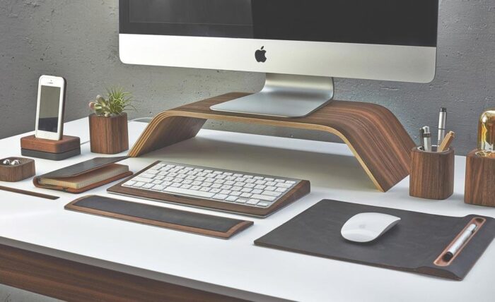 Deck Out Your Desk With Walnut