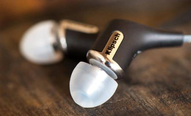 Hands-On: Klipsch R6i Headphones