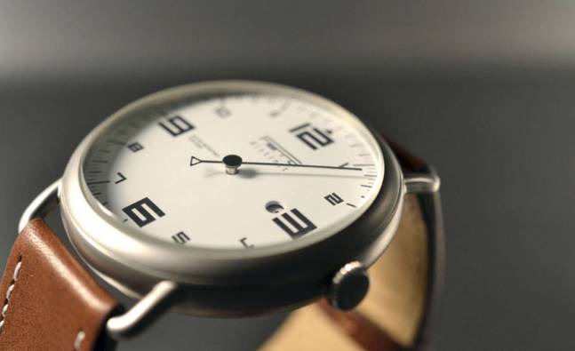 The Single Hand Watch Inspired By Sports Car Tachometers