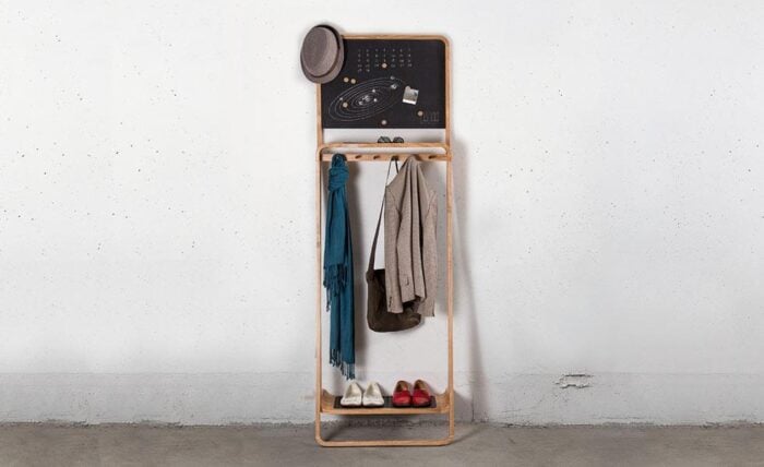 Leaning Loop Wood Entryway Organizer