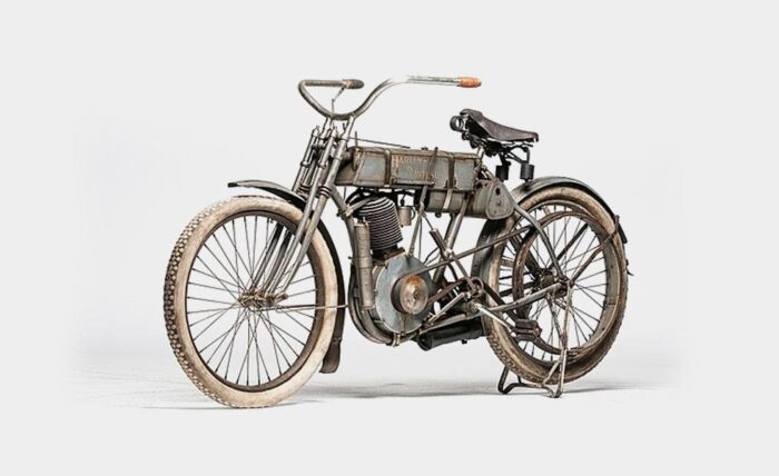 A 1907 Harley Davidson “Strap Tank” That Could Sell for $1M