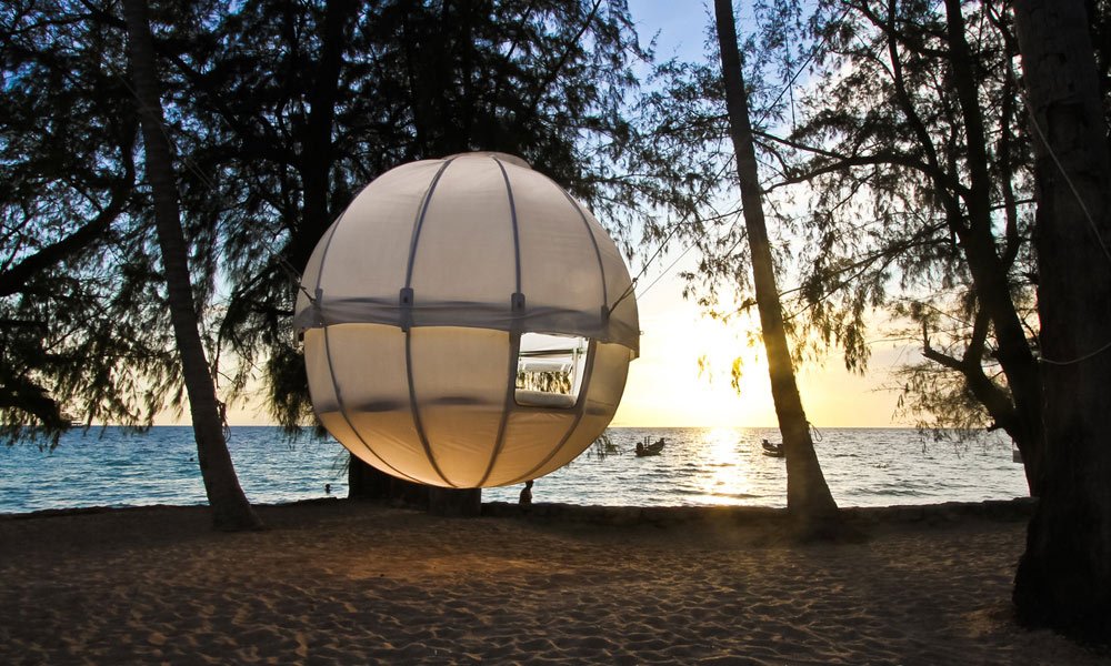 The Spherical Treehouse You Can Hang Anywhere