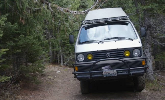 #Vanlife Will Make You Want to Travel the Country in an Old Van