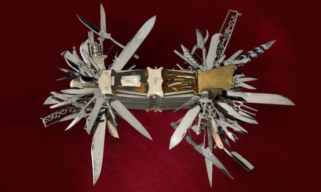 This German Knife From 1880 Is the Mother of All Swiss Army Knives