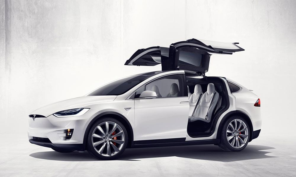 Tesla Officially Introduces the Model X