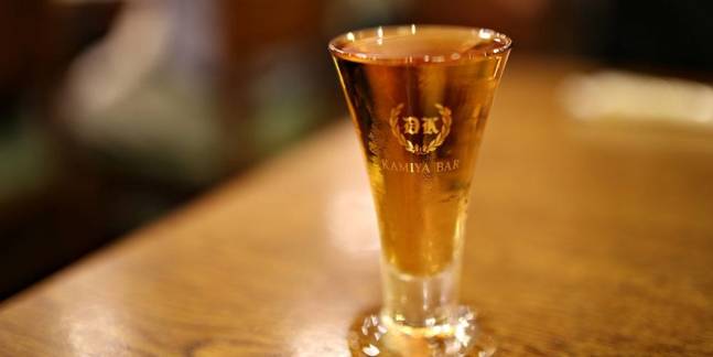 Drinking Denki Bran, the Mysterious Japanese Cocktail From the Meiji Era