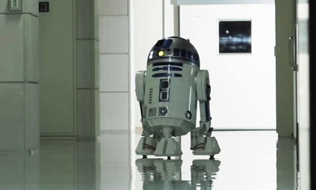 R2-D2 Beer-Serving Droid
