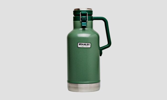 Stanley Classic Vacuum Insulated Growler