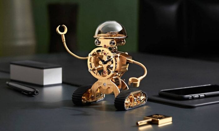 MB&F Sherman Robot Desk Clock