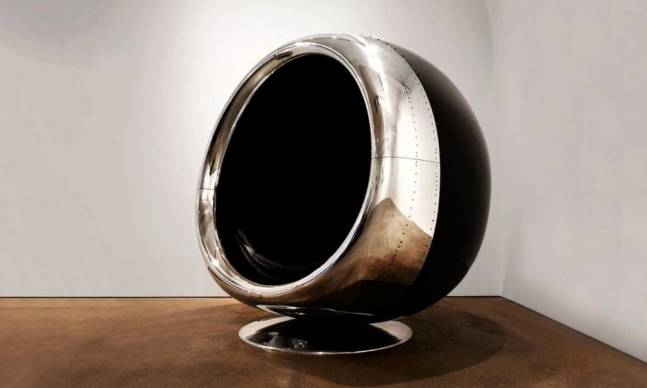 This Chair Is Made From a Boeing 737 Engine Cowling