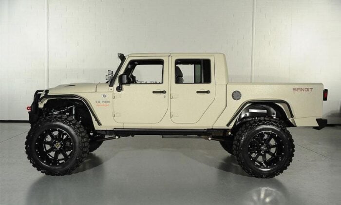 Starwood Motors Custom Jeep Wrangler Bandit