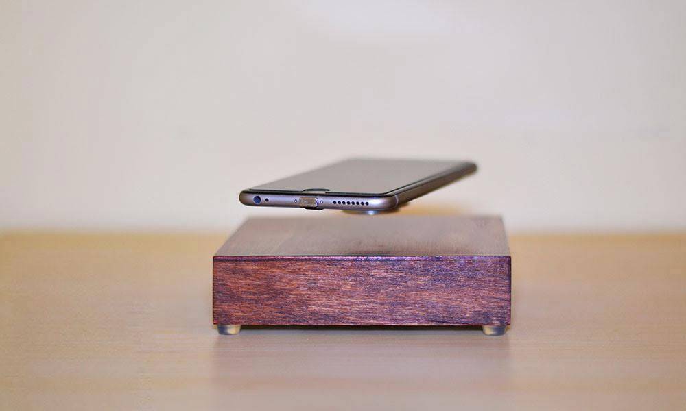 Levitating-Wireless-Phone-Charger-2