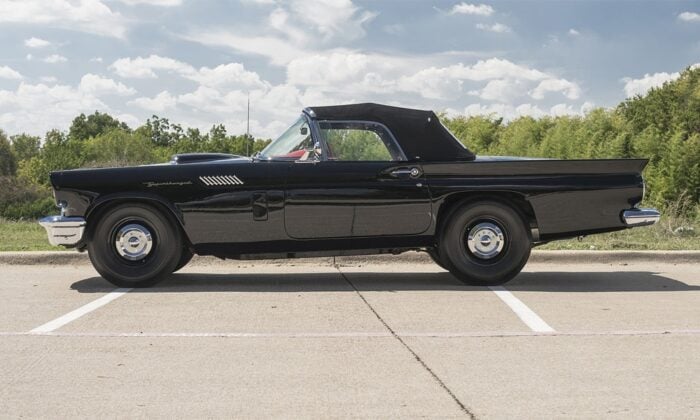 1957 Ford Thunderbird F-Bird