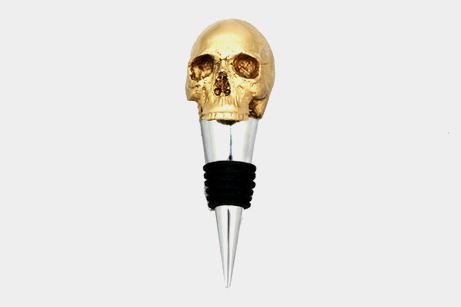 gold-skull-bottle-stopper-new