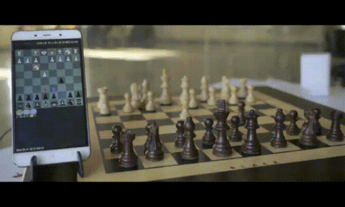 Square Off Automated Chess Board