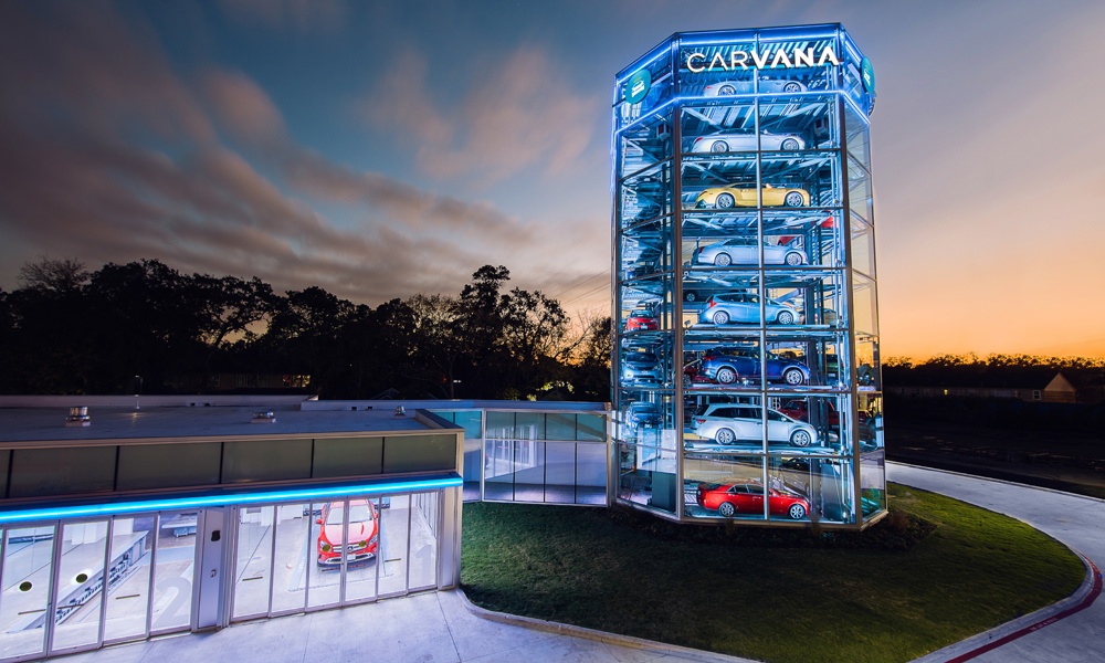 carvana-opens-an-eight-story-car-vending-machine-4