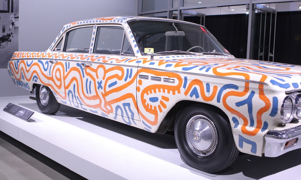 unconventional-canvases-of-keith-haring-4