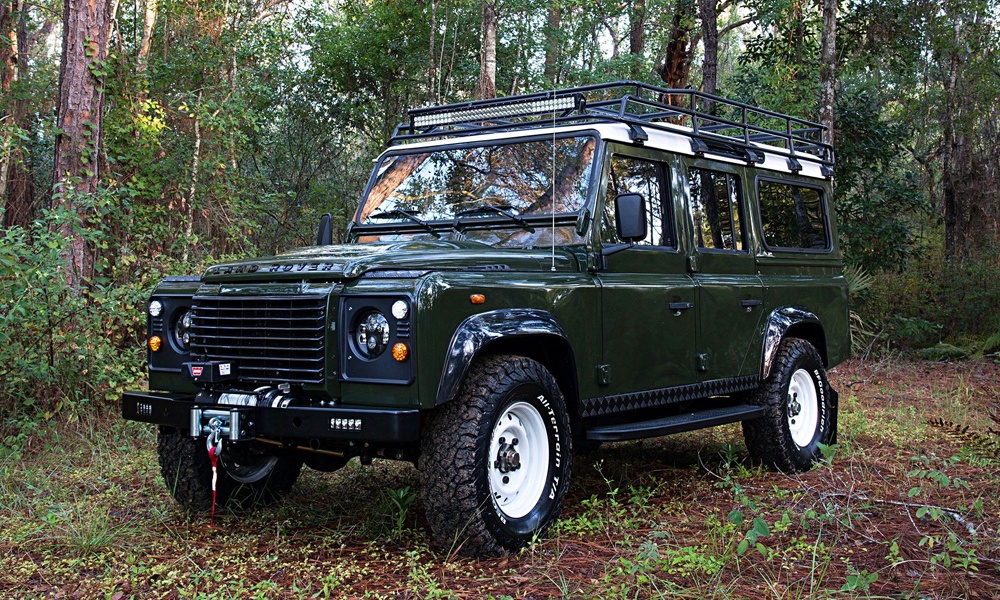 This Defender Has a Corvette Stingray Engine in It