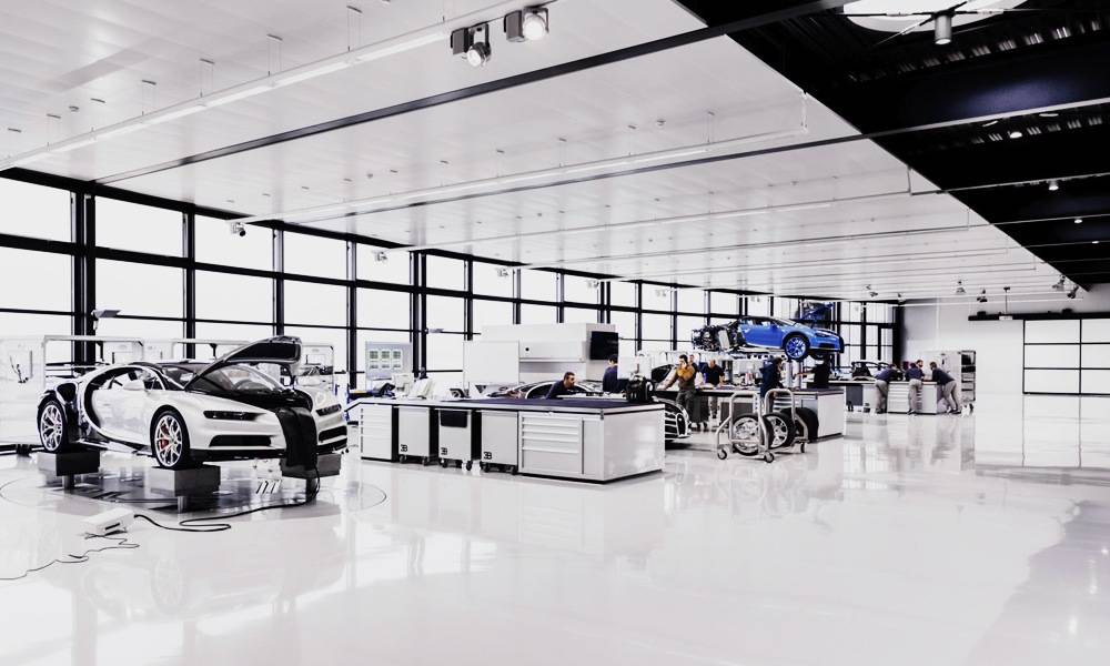 Inside-the-Bugatti-Chiron-Factory-1