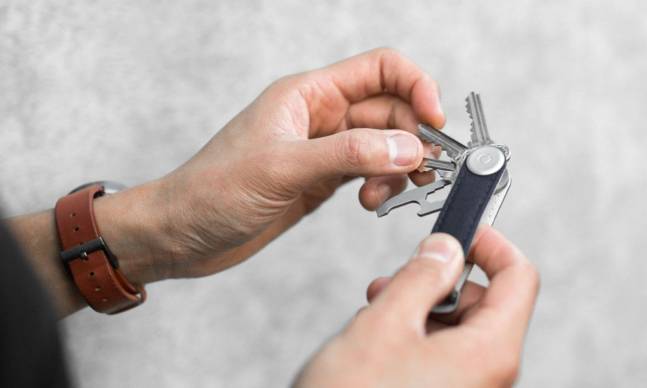 The Orbitkey 2.0 Is the Better Way to Carry Your Keys