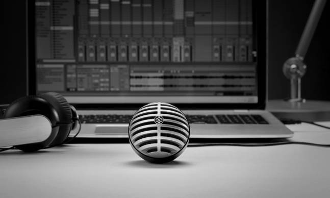 8 USB Mics to Get Your Podcast Off the Ground