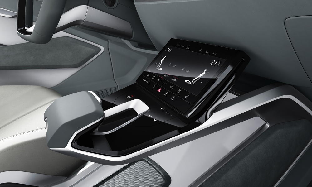 Audi-E-Tron-Sportback-Concept-5