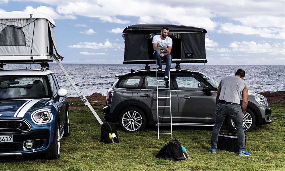 Camp-on-Top-of-Your-MINI-Countryman-With-This-Tent-2-new