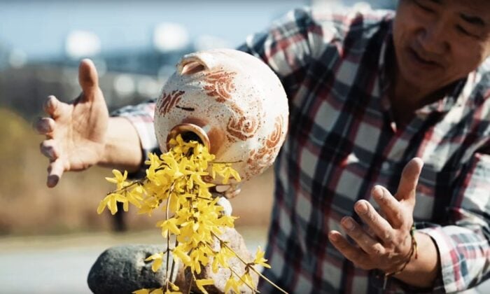 Meet Korea’s Most Famous Balancing Artist