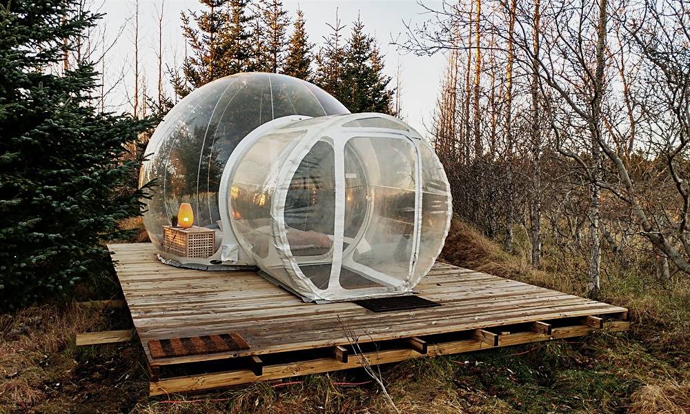 Stay-in-a-Bubble-in-Iceland-to-Watch-the-Northern-Lights-1