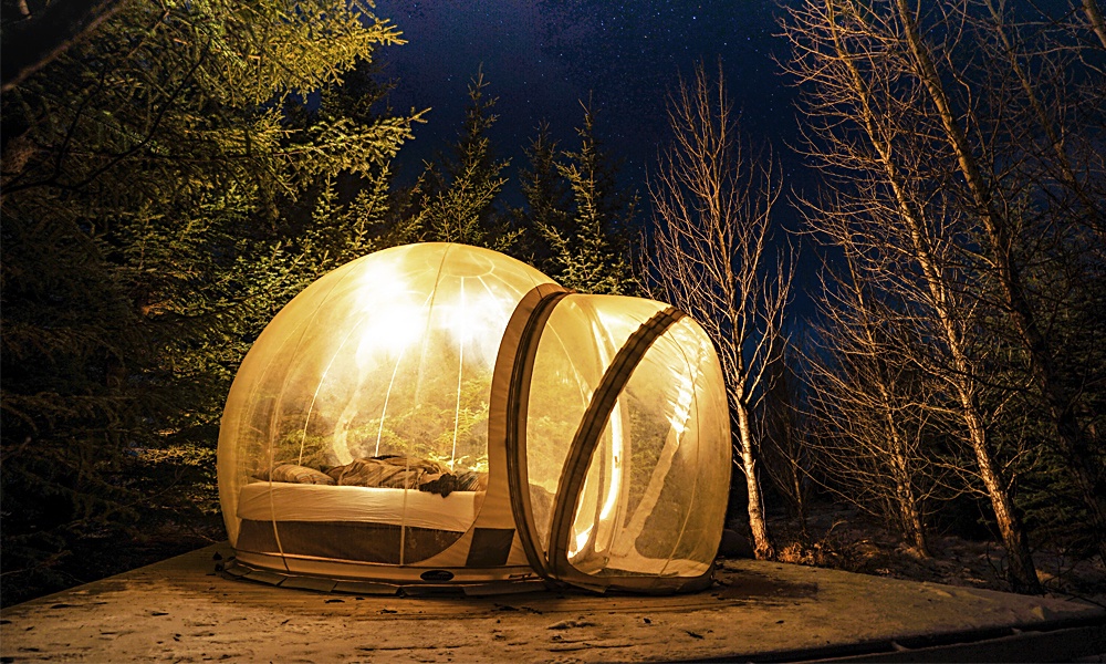 Stay-in-a-Bubble-in-Iceland-to-Watch-the-Northern-Lights-3